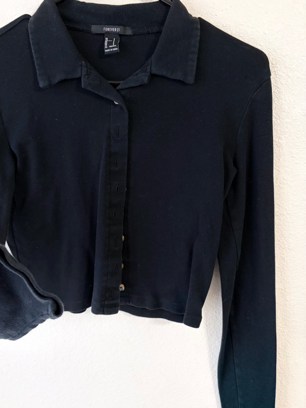Forever 21 Black Long Sleeve Button-Down Collar Shirt